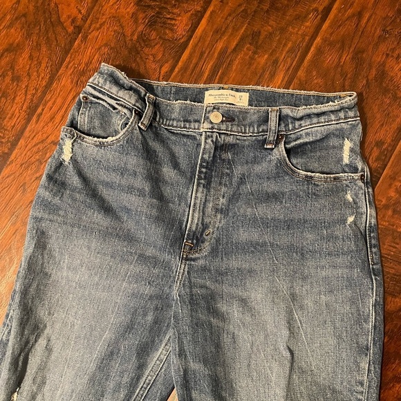 Abercrombie & Fitch 90s Straight Ultra High Rise Classic Blue Denim Jeans XS - Picture 2 of 9